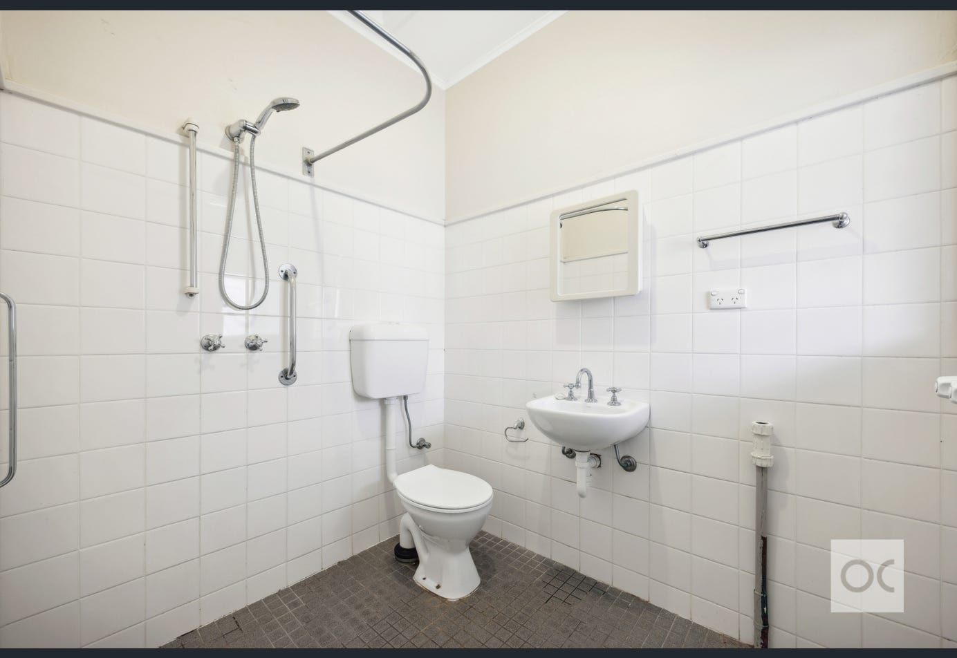 45 Angas Road, Hawthorn — photo 14 of 16