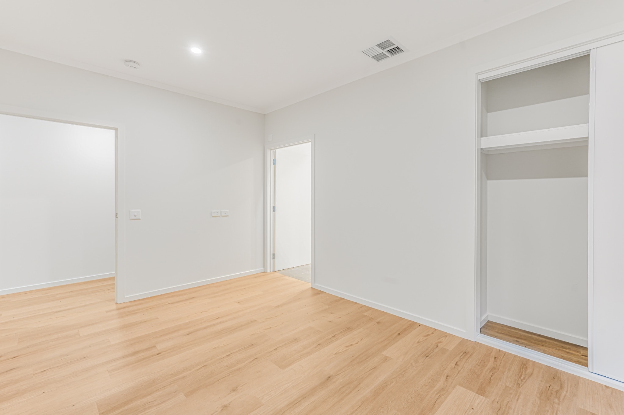 12 Fitzgibbon Court — photo 11 of 16
