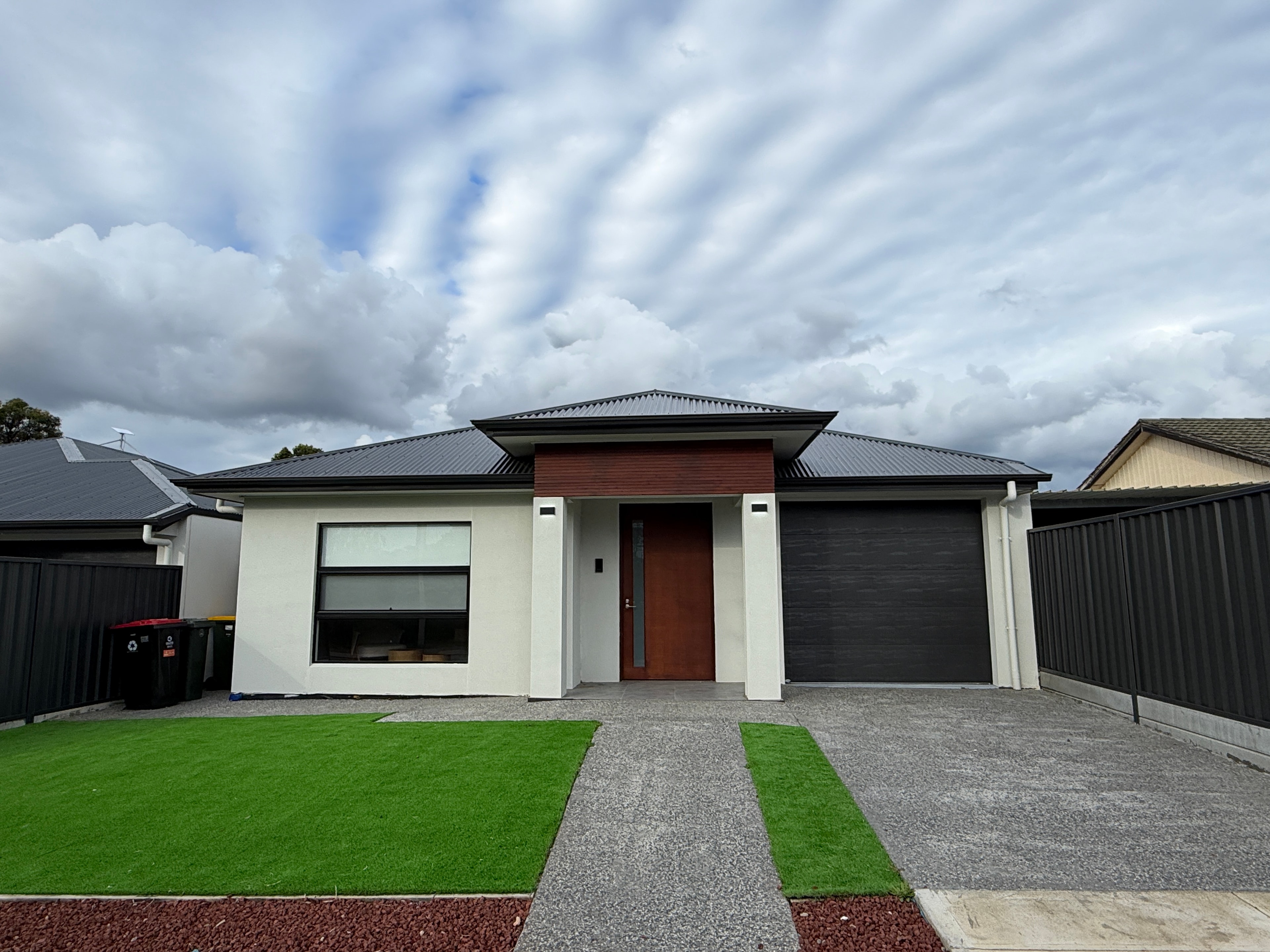 12A Derrilin Road — exterior