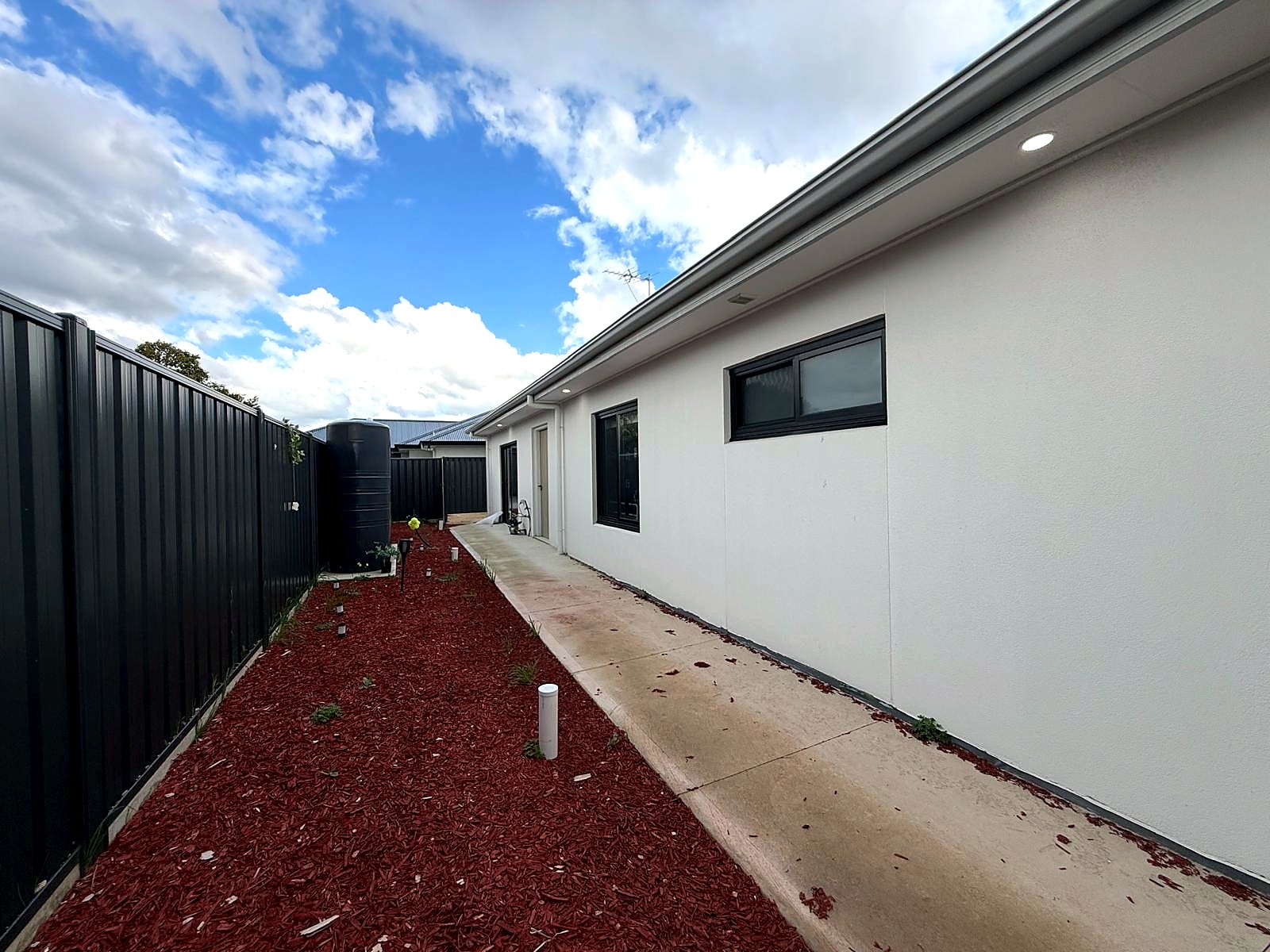 93 Daws Road — photo 11 of 11